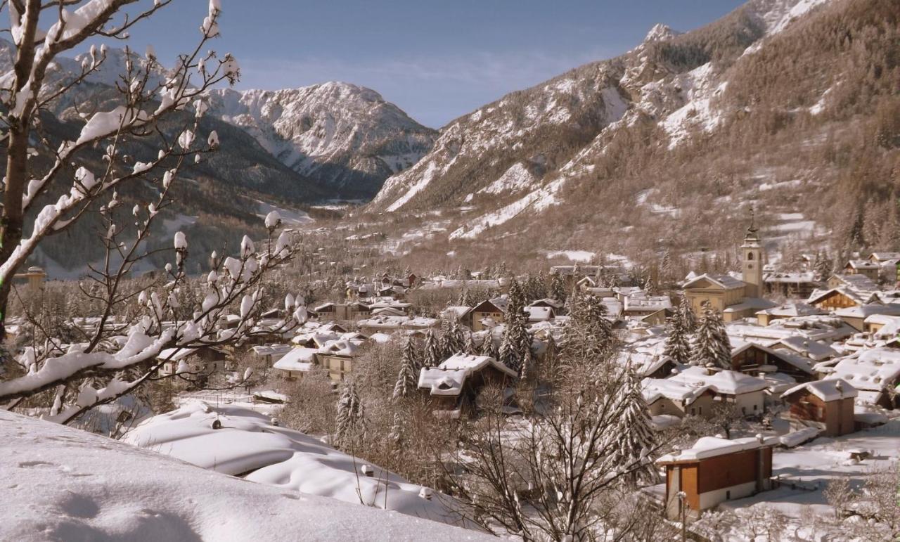 Апартаменти Casaborgovecchio Abete Rosso-Sauna Бардонеккія Екстер'єр фото